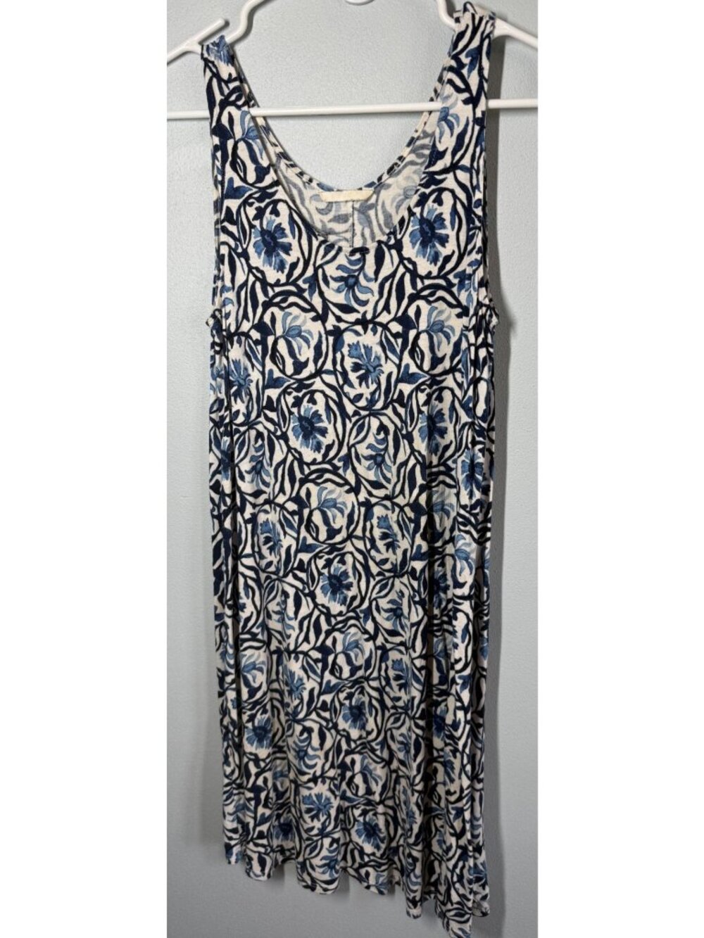 H&M Womens M Blue/White Floral Sleevelss Tank Dress Stretch Swing Casual